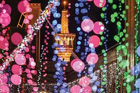 شب زنده داری زائران حرم رضوی در شب نیمه شعبان شب زنده داری زائران حرم رضوی در شب نیمه شعبان