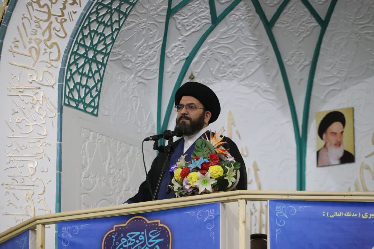 ایستادگی رمز غلبه بر تجاوزگری دشمن ایستادگی رمز غلبه بر تجاوزگری دشمن