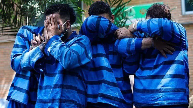 سارقان خانههای نیمه ساز دستگیر شدند سارقان خانههای نیمه ساز دستگیر شدند