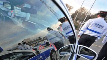 توقیف یک دستگاه خودرو گران قیمت با پلاک جعلی ((((( بعد از ساعت ها تلاش توانستم این خبر را ارسال کنیم علت کار بسیار خوب مسئولان سازمان برای یک خبر ))))