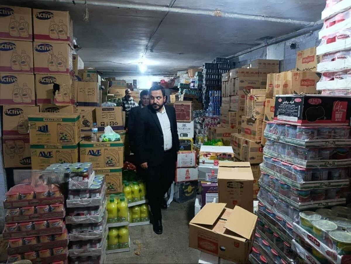مهر و موم ۵ انبار متخلف در شهرستان گرمسار مهر و موم ۵ انبار متخلف در شهرستان گرمسار
